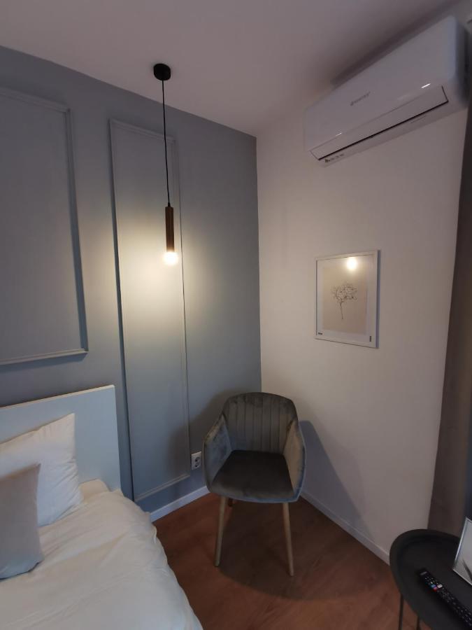 On The River Ultra Central Suites بوخارست المظهر الخارجي الصورة
